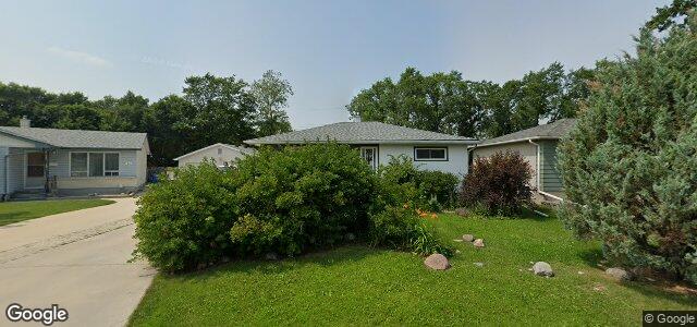 Larawan ng 57 Naskapi Crescent sa Winnipeg, Manitoba