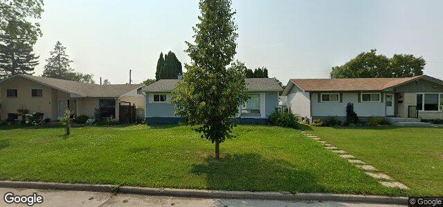 Larawan ng 6 President'S Court sa Winnipeg, Manitoba