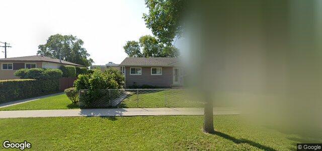Larawan ng 60 St Claire Boulevard sa Winnipeg, Manitoba