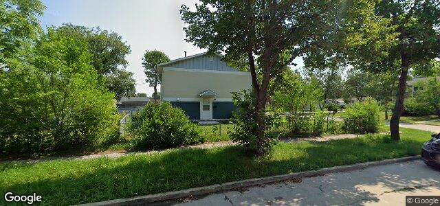 Larawan ng 65 Allenby Crescent sa Winnipeg, Manitoba