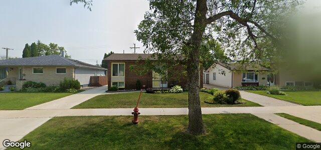 Larawan ng 68 St Claire Boulevard sa Winnipeg, Manitoba