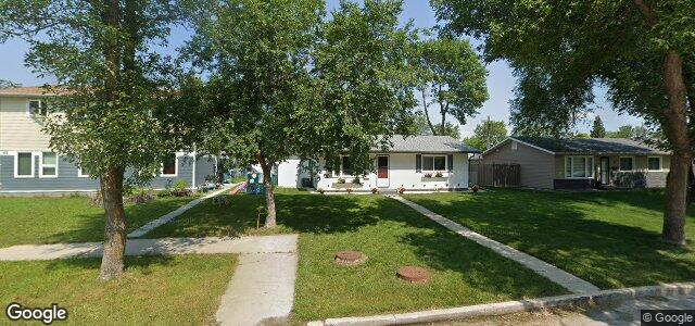Larawan ng 71 Allenby Crescent sa Winnipeg, Manitoba