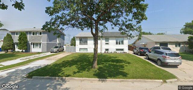 Larawan ng 72 Paulley Drive sa Winnipeg, Manitoba