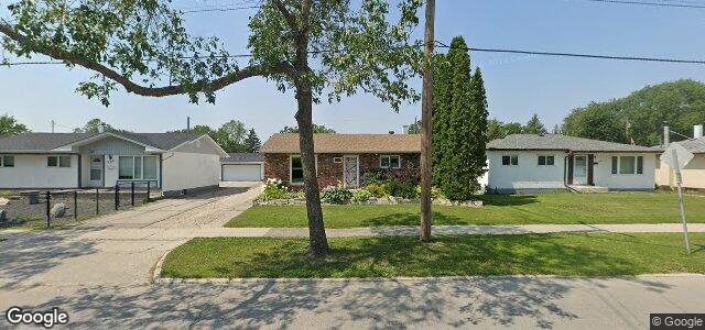 Larawan ng 728 Wayoata Street sa Winnipeg, Manitoba