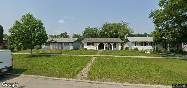 Larawan ng 731 Kildare Avenue E sa Winnipeg, Manitoba