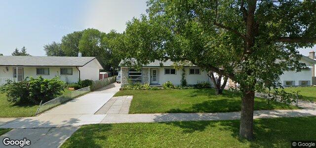 Larawan ng 744 Wayoata Street sa Winnipeg, Manitoba