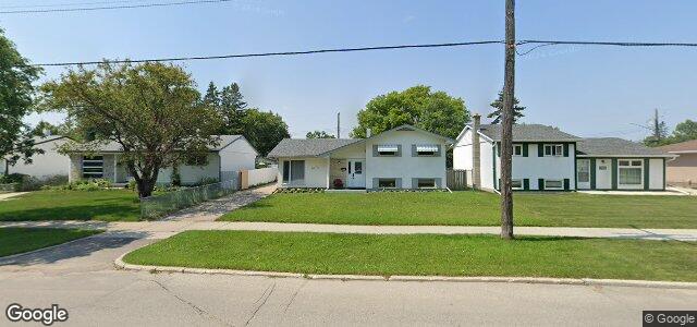 Larawan ng 748 Wayoata Street sa Winnipeg, Manitoba