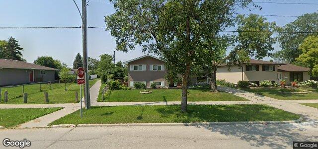 Larawan ng 760 Wayoata Street sa Winnipeg, Manitoba