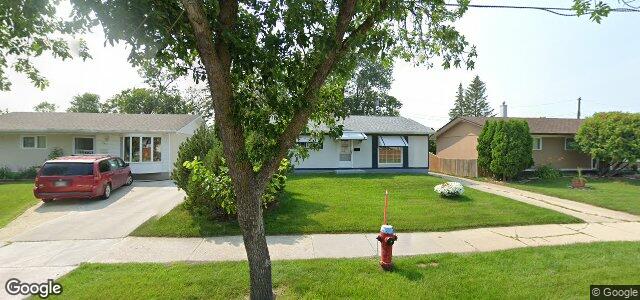 Larawan ng 796 Wayoata Street sa Winnipeg, Manitoba