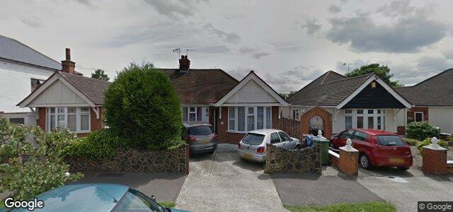 Larawan ng 8 Allenby Crescent sa Winnipeg, Manitoba