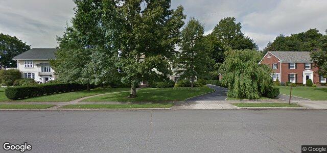 Larawan ng 82 Whitehall Boulevard sa Winnipeg, Manitoba