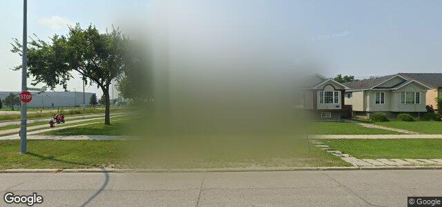 Larawan ng 83 Redonda Street sa Winnipeg, Manitoba