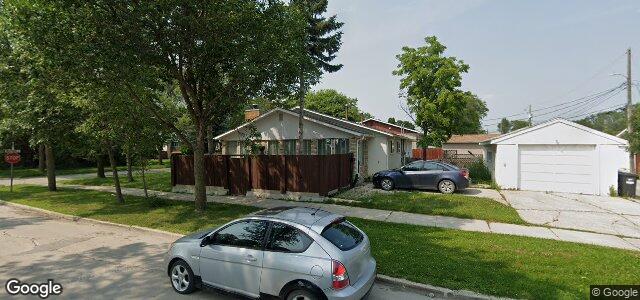 Larawan ng 865 Wayoata Street sa Winnipeg, Manitoba