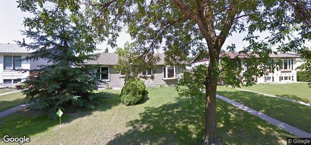 Larawan ng 874 Wayoata Street sa Winnipeg, Manitoba