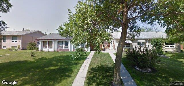 Photo of 886 Wayoata Street in Winnipeg, Manitoba