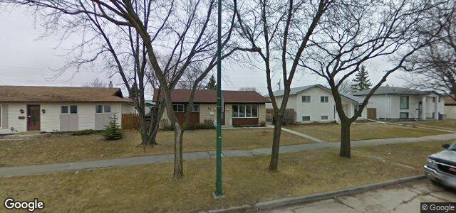 Larawan ng 93 St Martin Boulevard sa Winnipeg, Manitoba