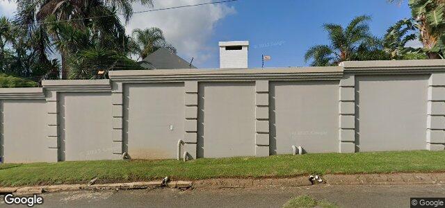 Larawan ng 100 Dunvegan Street sa Winnipeg, Manitoba