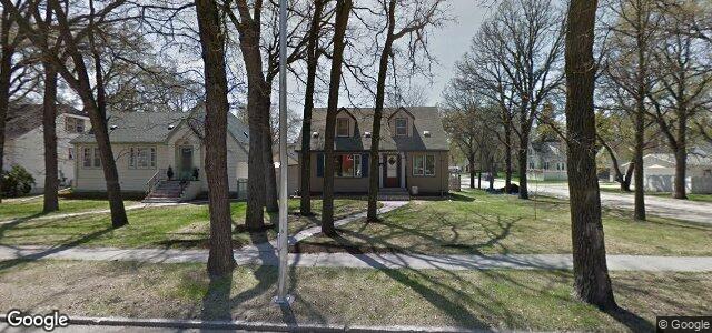 Larawan ng 100 Hazel Dell Avenue sa Winnipeg, Manitoba