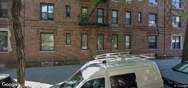 Larawan ng 102 Greene Avenue sa Winnipeg, Manitoba