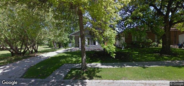 Larawan ng 111 Essar Avenue sa Winnipeg, Manitoba