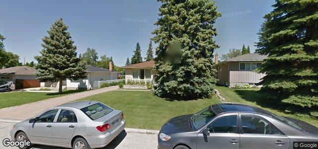 Larawan ng 111 Larchdale Crescent sa Winnipeg, Manitoba