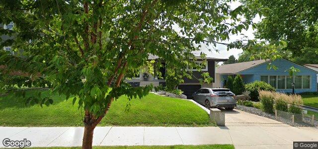 Larawan ng 112 Fraser'S Grove sa Winnipeg, Manitoba