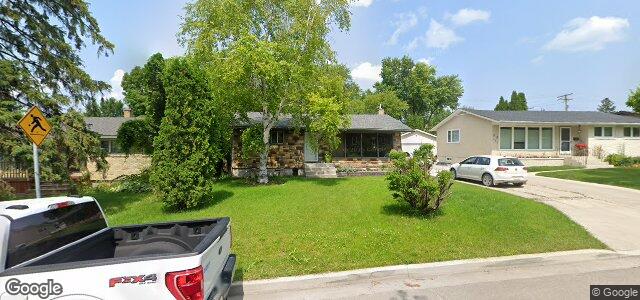 Larawan ng 113 Fraser'S Grove sa Winnipeg, Manitoba