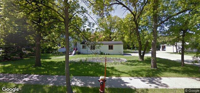 Larawan ng 122 Essar Avenue sa Winnipeg, Manitoba