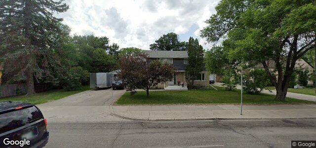 Larawan ng 1224 Henderson Highway sa Winnipeg, Manitoba