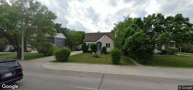 Larawan ng 1230 Henderson Highway sa Winnipeg, Manitoba