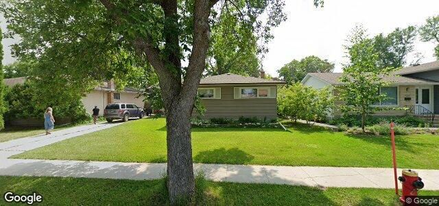 Larawan ng 124 Fraser'S Grove sa Winnipeg, Manitoba