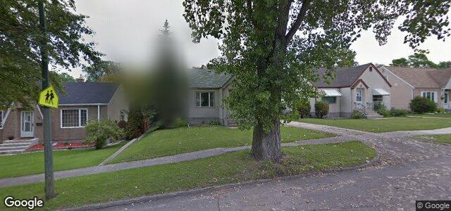Larawan ng 127 Roberta Avenue sa Winnipeg, Manitoba