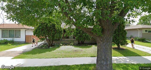 Larawan ng 128 Fraser'S Grove sa Winnipeg, Manitoba