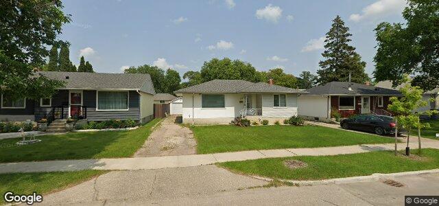 Larawan ng 135 Bronx Place sa Winnipeg, Manitoba