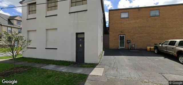 Larawan ng 135 Leighton Avenue sa Winnipeg, Manitoba