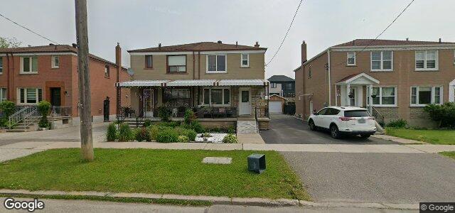 Larawan ng 135 Linden Avenue sa Winnipeg, Manitoba