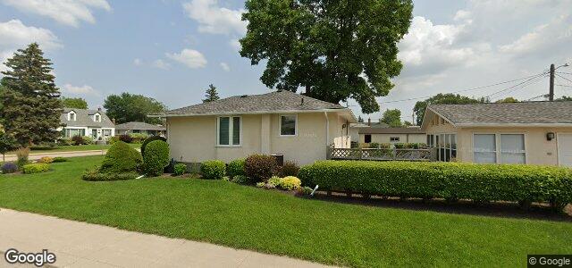 Larawan ng 142 Moir Avenue sa Winnipeg, Manitoba