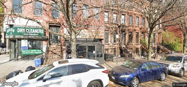 Larawan ng 143 Greene Avenue sa Winnipeg, Manitoba