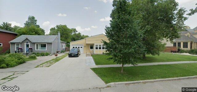 Larawan ng 147 Helmsdale Avenue sa Winnipeg, Manitoba