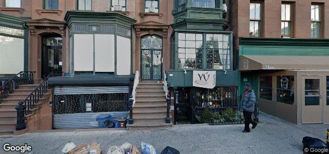 Larawan ng 15 Greene Avenue sa Winnipeg, Manitoba