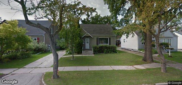 Larawan ng 150 Roberta Avenue sa Winnipeg, Manitoba