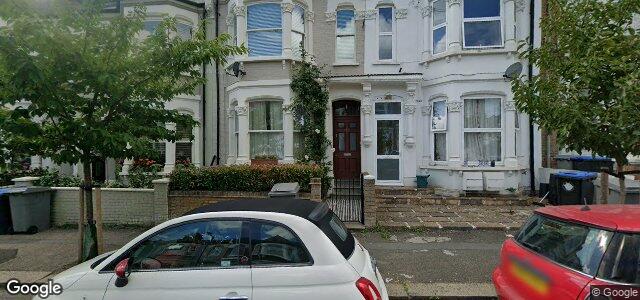 Larawan ng 16 Linden Avenue sa Winnipeg, Manitoba