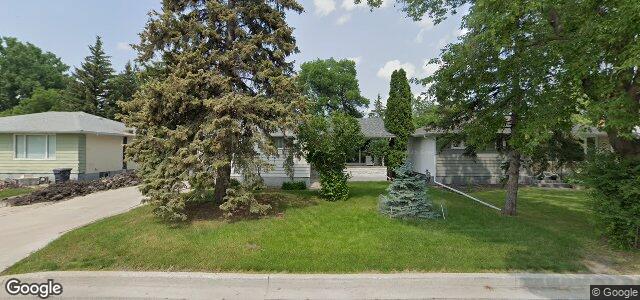 Larawan ng 163 Fraser'S Grove sa Winnipeg, Manitoba