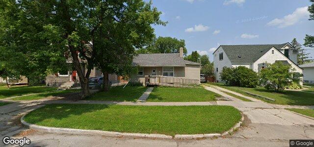 Larawan ng 163 Helmsdale Avenue sa Winnipeg, Manitoba