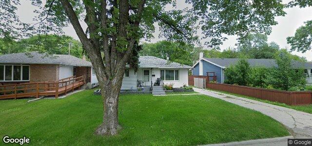 Larawan ng 165 Slater Avenue sa Winnipeg, Manitoba