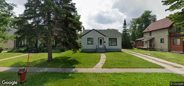Larawan ng 166 Helmsdale Avenue sa Winnipeg, Manitoba