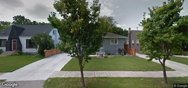 Photo of 166 Roberta Avenue in Winnipeg, Manitoba