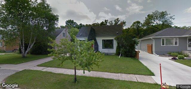 Photo of 170 Roberta Avenue in Winnipeg, Manitoba