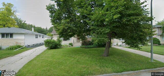 Larawan ng 205 Larchdale Crescent sa Winnipeg, Manitoba