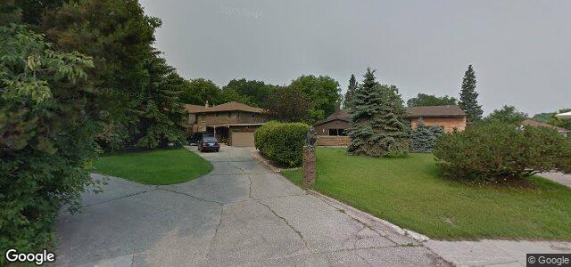 Larawan ng 300 Bredin Drive sa Winnipeg, Manitoba